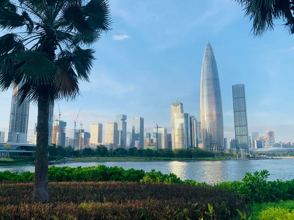 工业过滤设备在化工制药行业中的高效液体净化技术解析